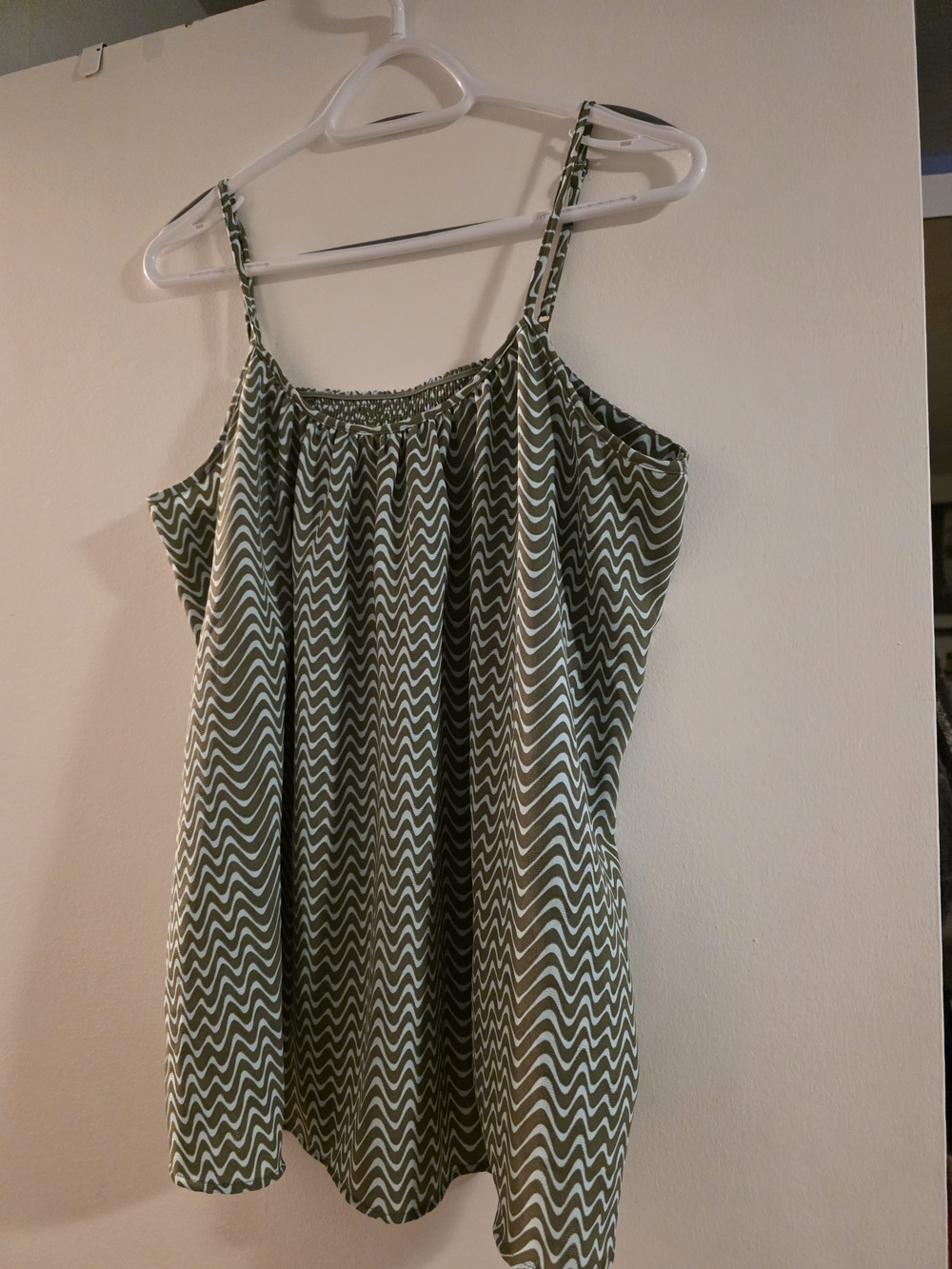 Olive Green Wave-Print Spaghetti Strap Women's Camisole Xl